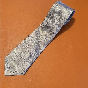 Saks Fifth Avenue Silver Paisley Tie